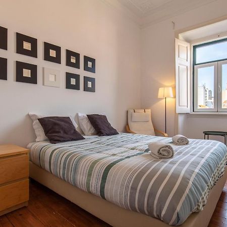 Typical 2Bdr Apartment In Lisbon By Lovelystay Экстерьер фото