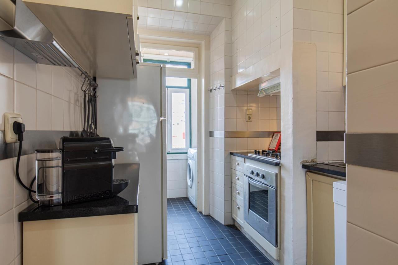 Typical 2Bdr Apartment In Lisbon By Lovelystay Экстерьер фото