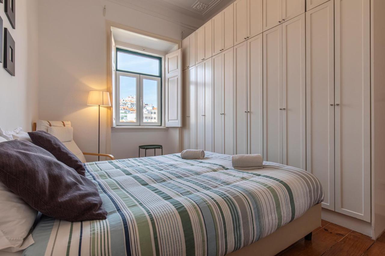 Typical 2Bdr Apartment In Lisbon By Lovelystay Экстерьер фото
