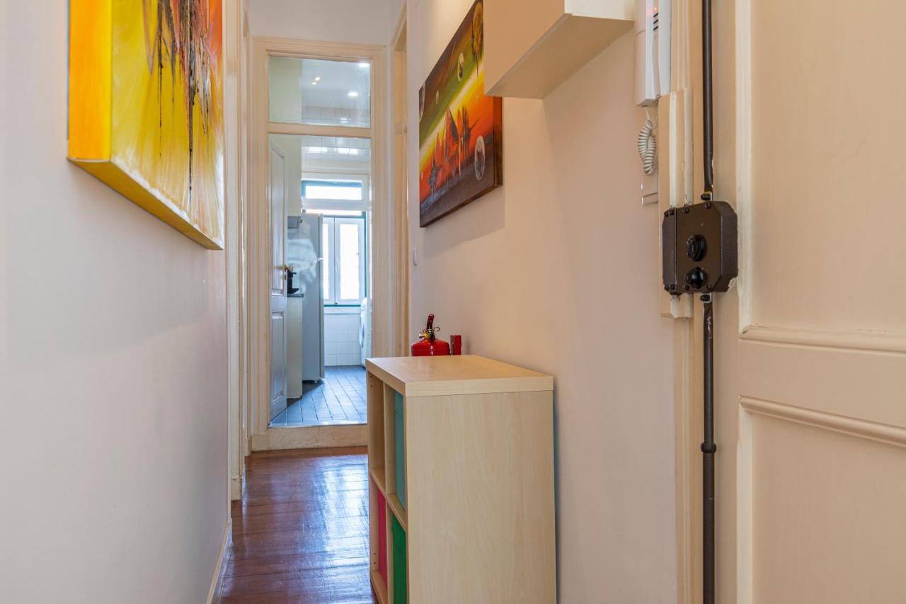 Typical 2Bdr Apartment In Lisbon By Lovelystay Экстерьер фото